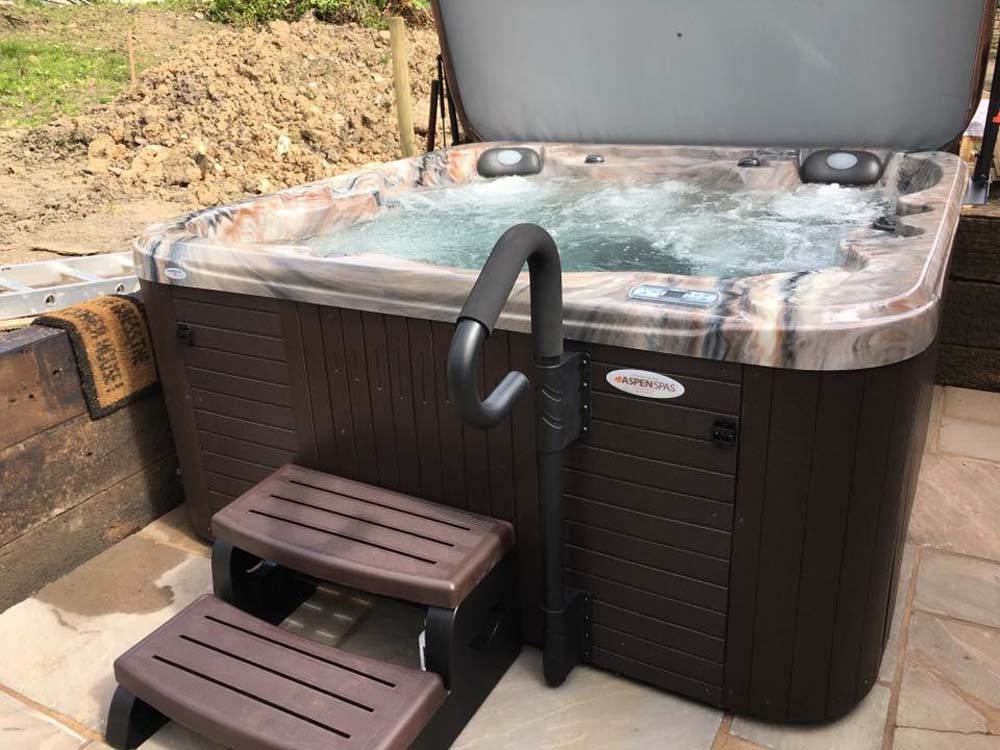 Hot Tub Company in Wilmslow