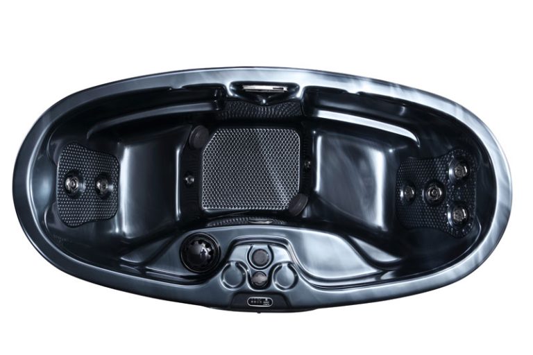 Luxury Hot Tubs in Southport